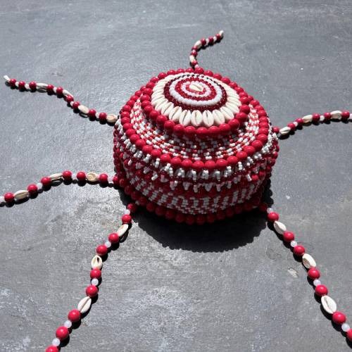 Casquetes de Dada